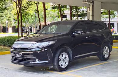 Toyota Harrier ELEGANCE in Setapak, KUL