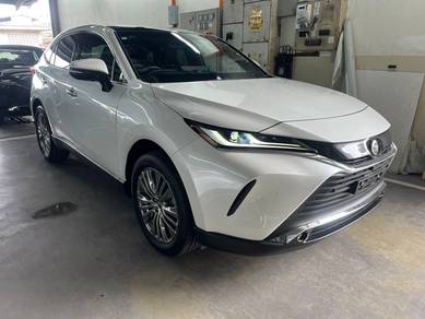 Toyota Harrier LUXURY SE in Desa Petaling, KUL