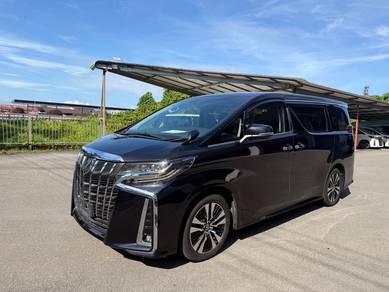 Toyota Alphard SC in Kuching, SWK