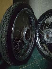 Rim lidi 18 brand yokohama..Rim come skali tayar..