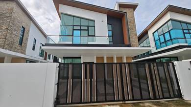 Bungalow House For Sale in Gelang Patah,JHR