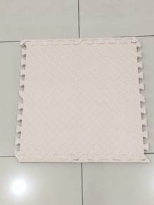 Baby/bloo playmate 60cmx60cmx2.5cm thickness