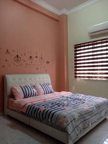 Condominium For Rent in Straits Court Condominium