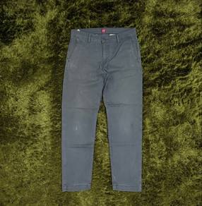 Levi’s Chinos sz 32:
