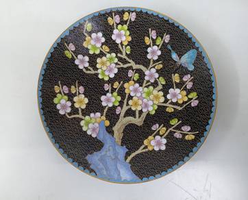 Chinese Cloisonné Blossom & Butterfly Plate | 景泰蓝梅
