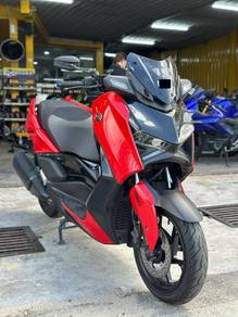 Yamaha XMAX