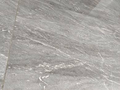 Marble tiles ( 2x 4) feet