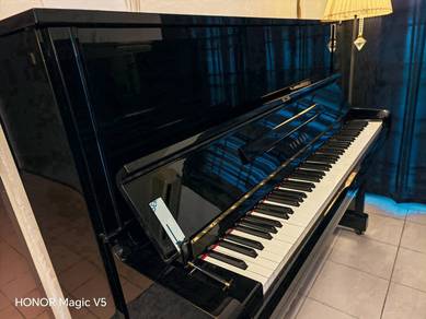 YAMAHA U1A Piano LIKE NEW OneDaySale