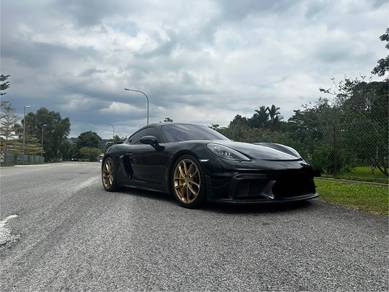Porsche Cayman GT4 718 GT4 in Seri Kembangan, SGR