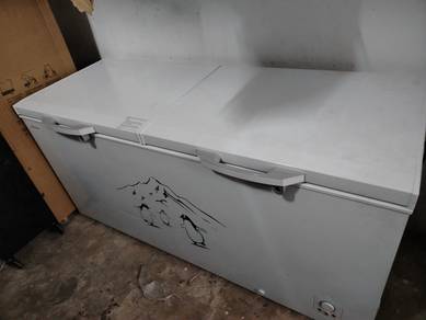 Hisense 6FT 2 Door Freezer TF255