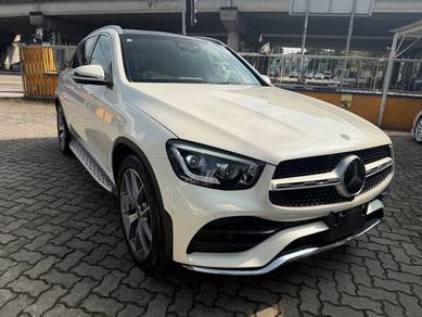 Mercedes Benz GLC300 300 4MATIC AMG LINE in Setapak, KUL