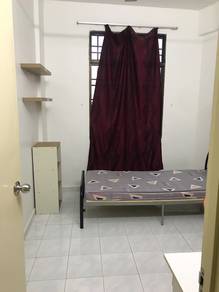 Room in Sungai Dua, PNG
