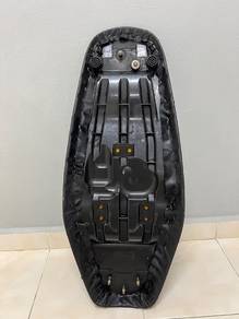 Yamaha LC135 V1 Seat Original / Tempat Duduk LC