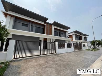 Semi-Detached House For Sale in Bandar Bukit Tinggi,SGR
