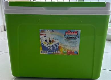 Plastic Box Ice Cooler