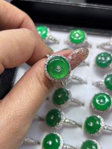 Cincin/Subang Kristal