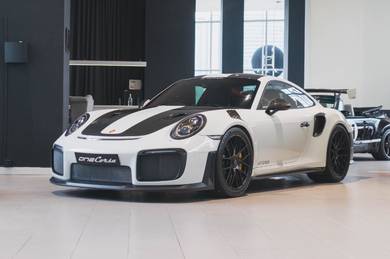 Porsche 911 GT2 GT2 RS in Sri Hartamas, KUL