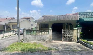 1-storey Terraced House For Sale in Bukit Beruang,MLK