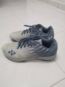 Kasut Yonex Aerus