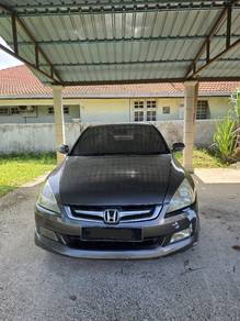 Honda Accord VTi-L in Ulu Klang, SGR