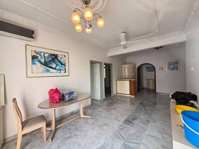 Flat For Sale in Taman Kenanga Seksyen 3