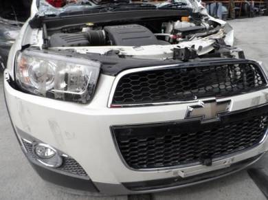Chevrolet captival 2.4 petrol half cut