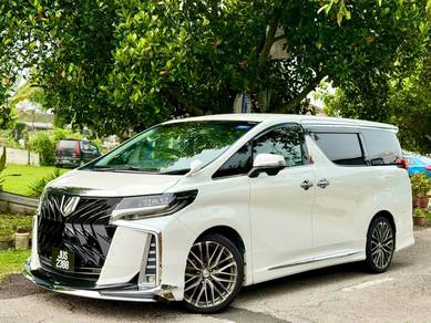 Toyota Alphard X in Kepong, KUL