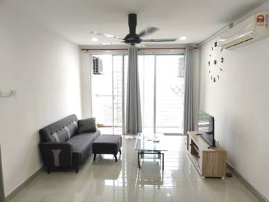 Condominium For Rent in Suasana Lumayan