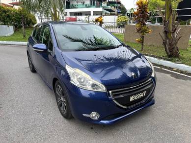 Peugeot 208 VTi ALLURE in Bukit Jalil, KUL