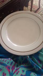 Pinggan NORITAKE