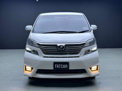 2010 Toyota Vellfire Z