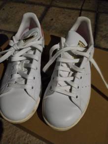 Adidas Star Smith Shoes