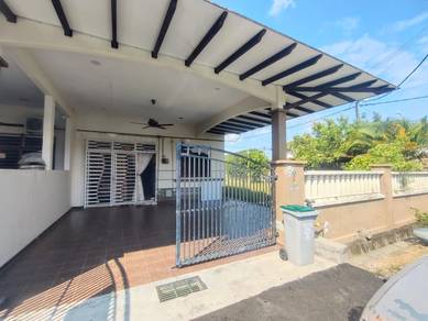 1-storey Terraced House For Sale in Parit Raja,JHR