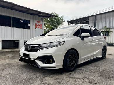 2016 Honda Jazz S
