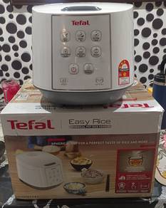 Periuk Nasi Tefal untuk dijual.
