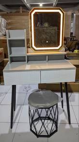 Dressing Table With Led Light