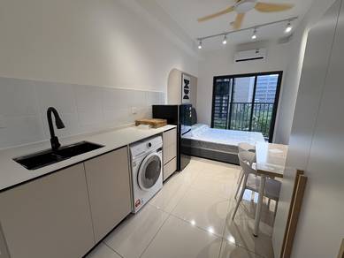 Service Residence For Rent in One Equine
