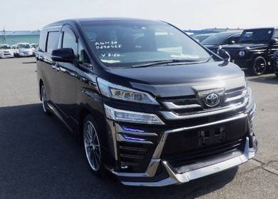 Toyota Vellfire GOLDEN EYES II in Kajang, SGR