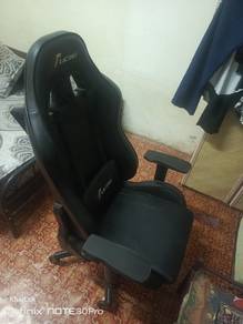 gaming chair tt racing