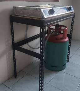 ada a ra meja dapur memasak 