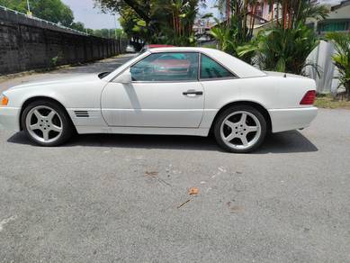 Mercedes Benz SL320 320 in Damansara Jaya, SGR