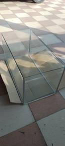 Fish aquarium tank