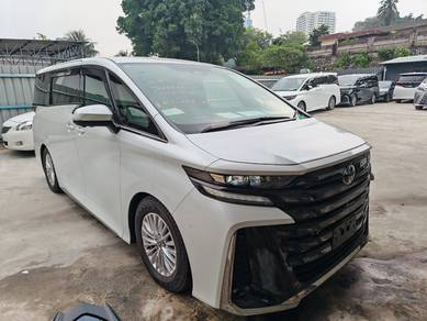 Toyota Vellfire Z PREMIER in Old Klang Road, KUL