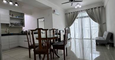 Condominium For Rent in The Promenade