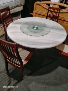 meja makan marble ampat krusi 