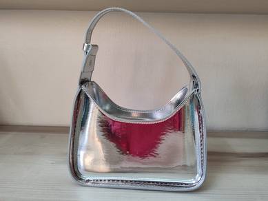 Fashionable Silver Ladies Bag