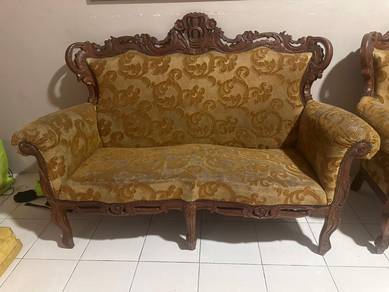 Sofa Kayu