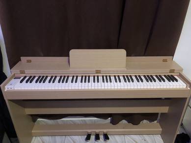 digital piano