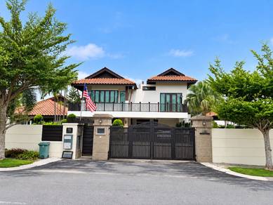 Bungalow House For Sale in Bangi,SGR