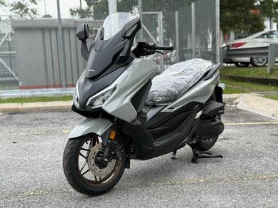 Honda Forza 250